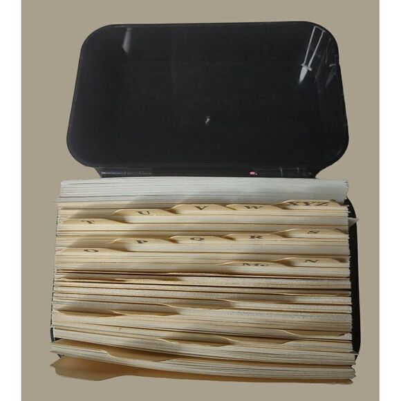 Set of 2 Vintage Black Rolodex Address Books - Picture 3 of 8